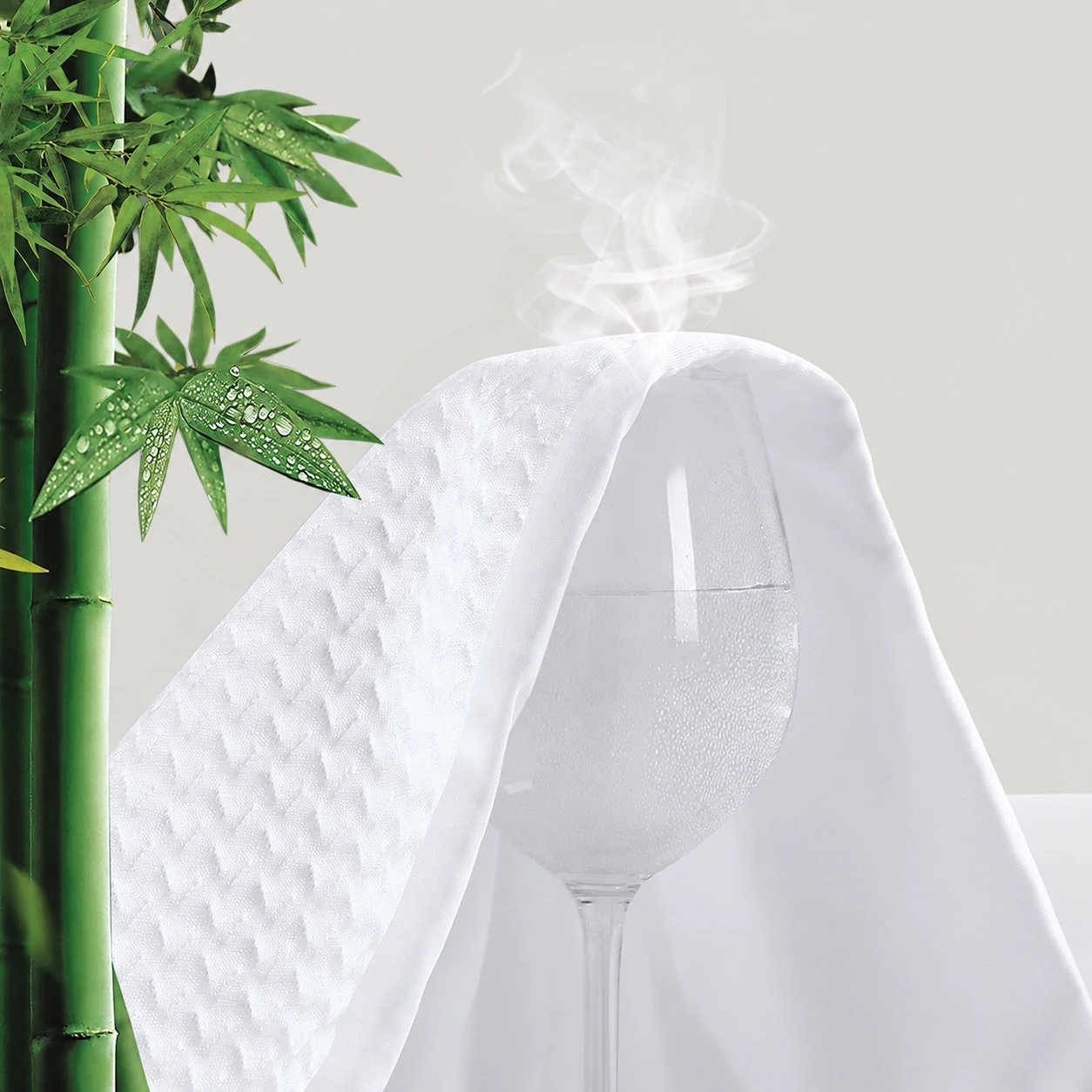 Bamboo-fiber TPU mattress protector
