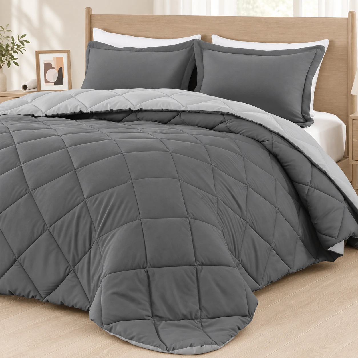Brushed microfiber duvet insert