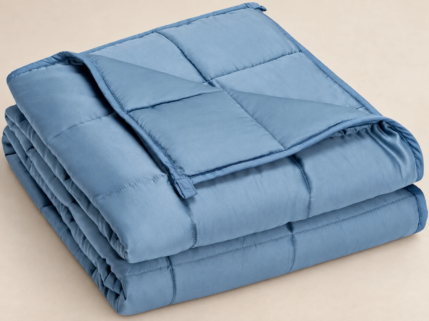 Cooling bamboo-fabric weighted blanket