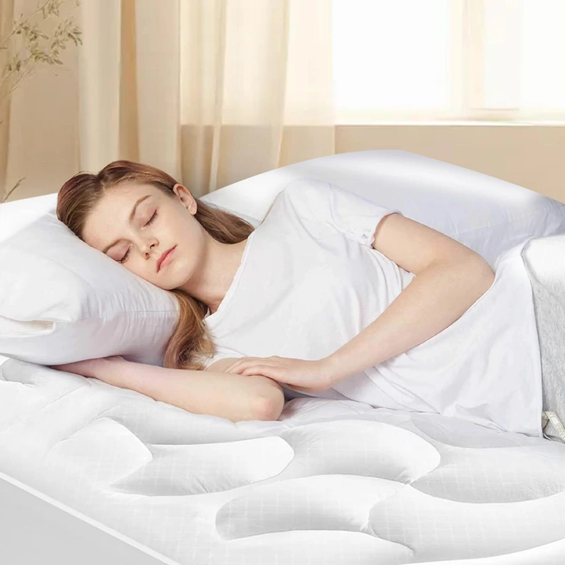 Embossed waterproof mattress cover