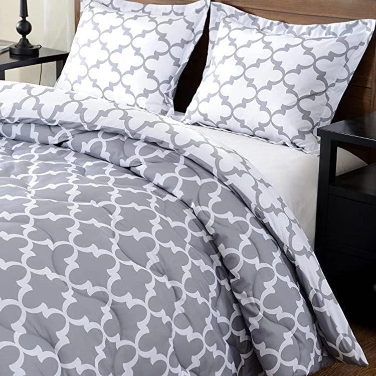 Printed seven-piece bedding set