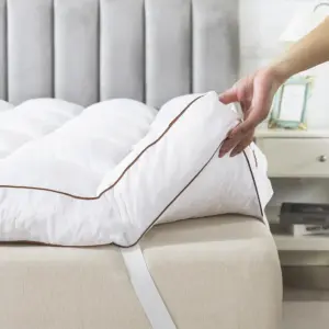 غطاء مرتبة من إسفنج الذاكرة بسمك 3 بوصات مع غطاء قابل للغسل - قابل للطي، ومبرد، ومضاد للحساسية