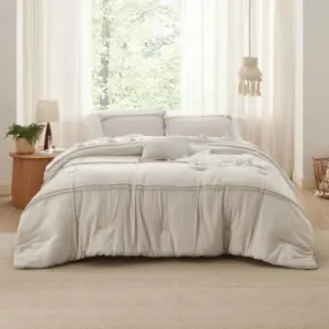 4-piece Mesh Pleated Comforter Set