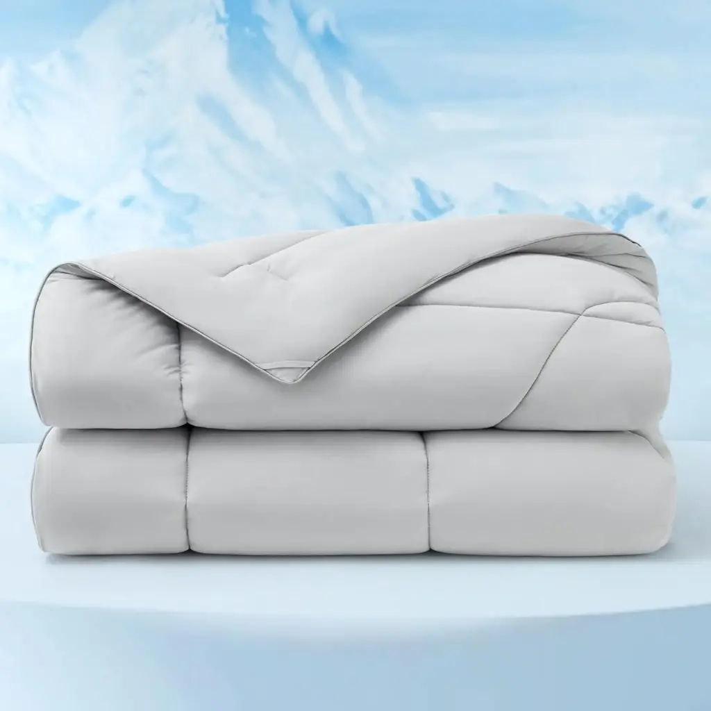 Cooling Blanket Lightweight Summer Comforter